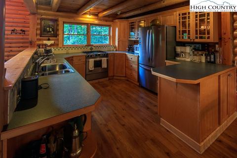 151 Stardance Trl, Deep Gap, NC 28618 photo 14