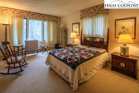 221 Willow, Boone, NC 28607 photo 18