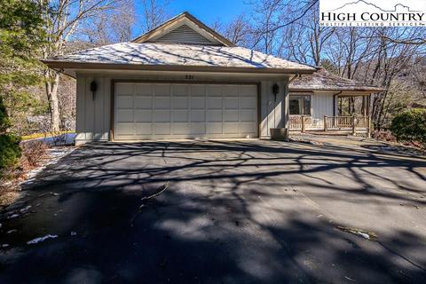 221 Willow, Boone, NC 28607 photo 3