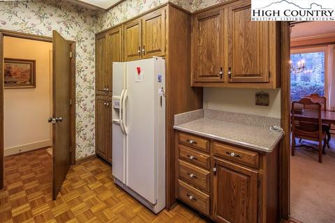 221 Willow, Boone, NC 28607 photo 12