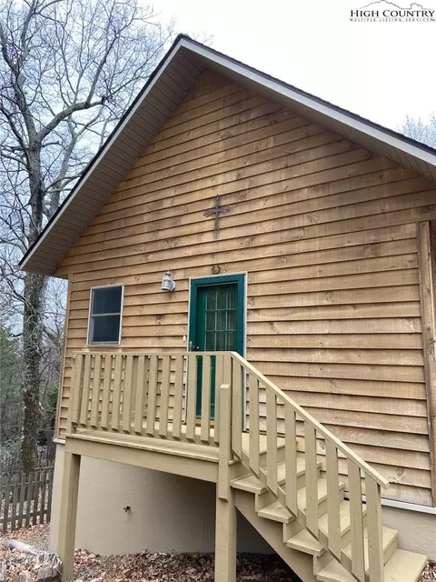 250 Doe Run, Purlear, NC 28665 photo 33