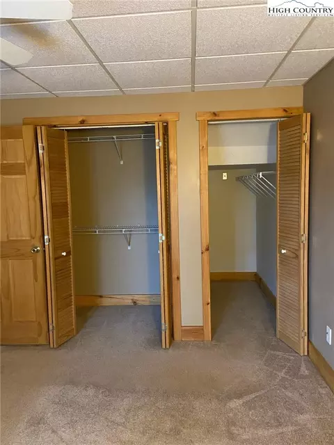 250 Doe Run, Purlear, NC 28665 photo 25