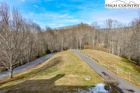 211 W Point Dr, Vilas, NC 28692 photo 15