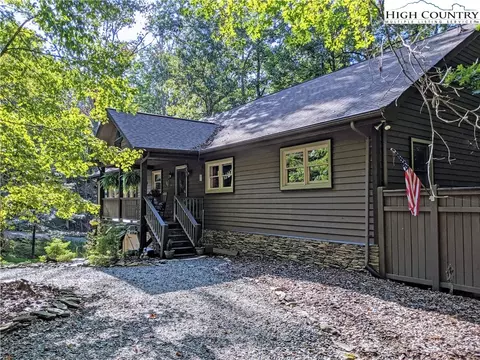 266 Laurel Cir, Deep Gap, NC 28618 photo 34