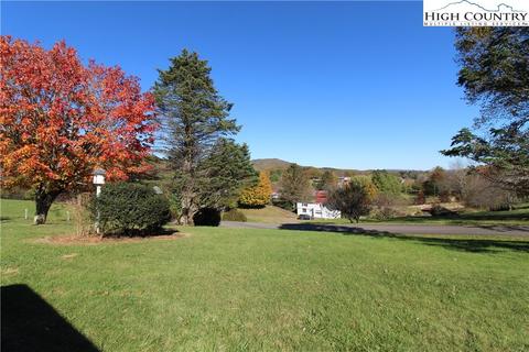 324 Valley Dr, Jefferson, NC 28640 photo 4
