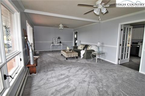 324 Valley Dr, Jefferson, NC 28640 photo 9