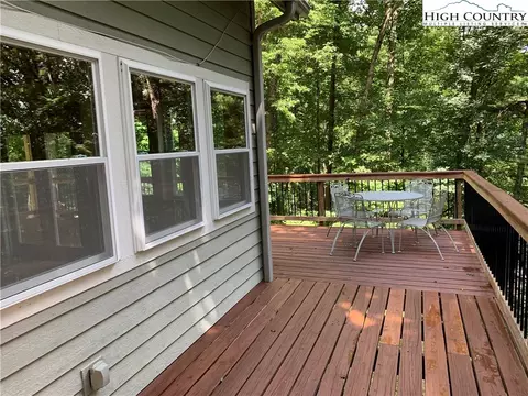 327 Twisting Trl, Deep Gap, NC 28618 photo 8