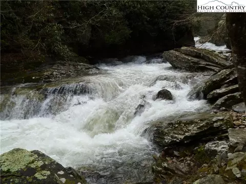 327 Twisting Trl, Deep Gap, NC 28618 photo 39