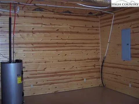327 Twisting Trl, Deep Gap, NC 28618 photo 34