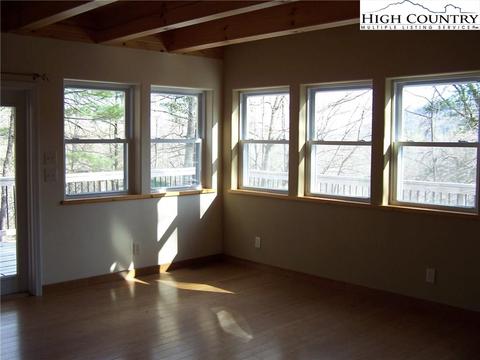 327 Twisting Trl, Deep Gap, NC 28618 photo 12