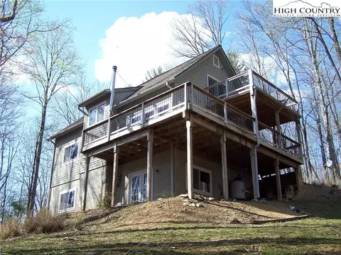 327 Twisting Trl, Deep Gap, NC 28618 photo 5