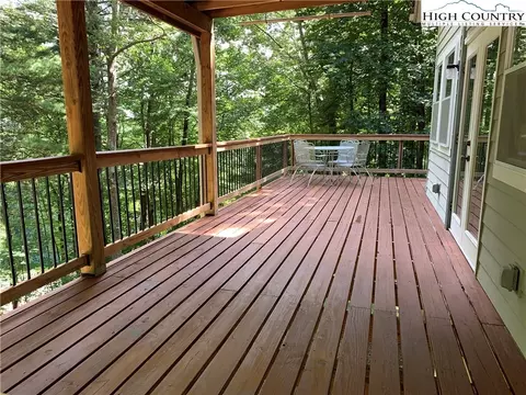 327 Twisting Trl, Deep Gap, NC 28618 photo 7