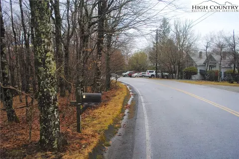108 N Pinnacle Ridge Rd, Beech Mountain, NC 28604 photo 3