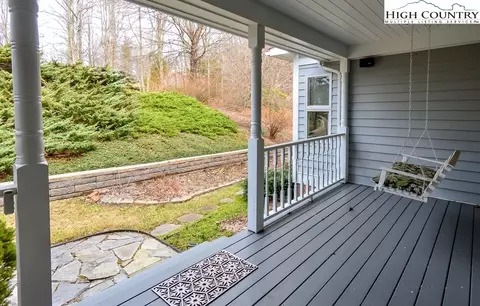 725 Fieldstream Dr, Boone, NC 28607 photo 5