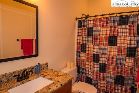 500 Green Meadows Dr, Todd, NC 28684 photo 22