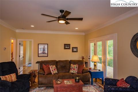 500 Green Meadows Dr, Todd, NC 28684 photo 10