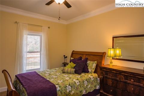 500 Green Meadows Dr, Todd, NC 28684 photo 23