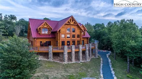 112 Oz Cir, Beech Mountain, NC 28604 photo 1