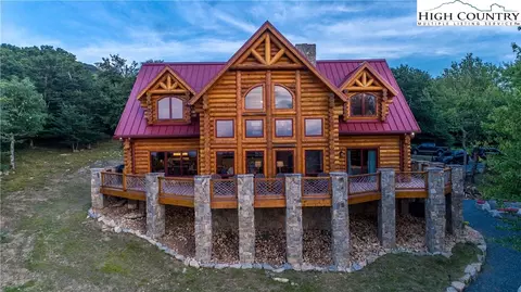 112 Oz Cir, Beech Mountain, NC 28604 photo 6