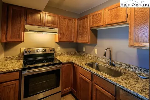 107 Larkspur Ln, Beech Mountain, NC 28604 photo 28