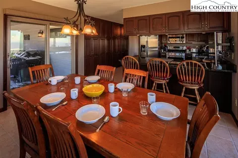 107 Larkspur Ln, Beech Mountain, NC 28604 photo 14