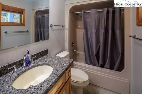 107 Larkspur Ln, Beech Mountain, NC 28604 photo 23