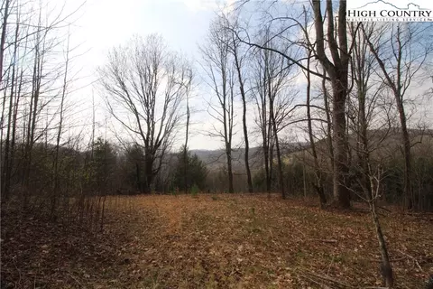2970 Bear Wallow Rd, Lansing, NC 28643 photo 9