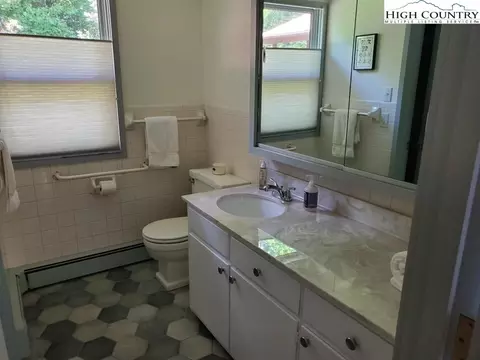 849 Stadium Dr, Boone, NC 28607 photo 13