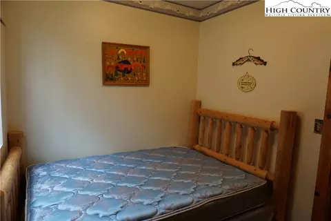 2829 Roaring Fork Rd, Creston, NC 28615 photo 11
