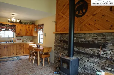 2829 Roaring Fork Rd, Creston, NC 28615 photo 6