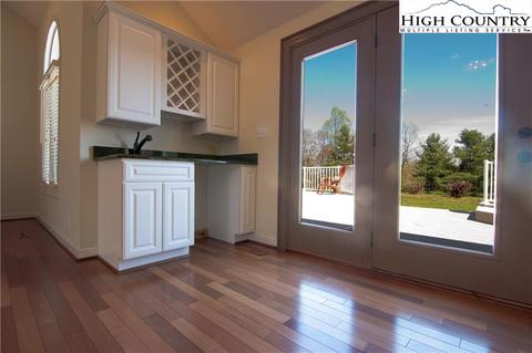 176 Troon Ave, Roaring Gap, NC 28668 photo 11