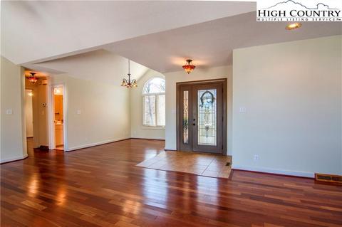 176 Troon Ave, Roaring Gap, NC 28668 photo 7