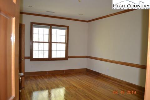 19 River Dr, Granite Falls, NC 28630 photo 9