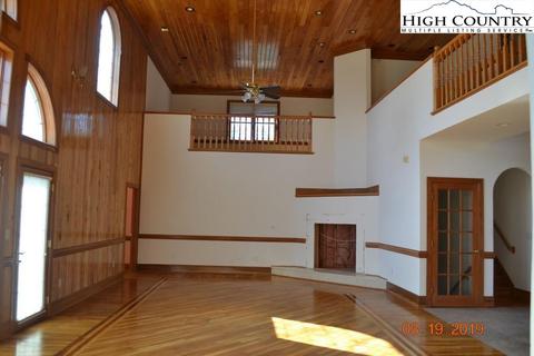 19 River Dr, Granite Falls, NC 28630 photo 3
