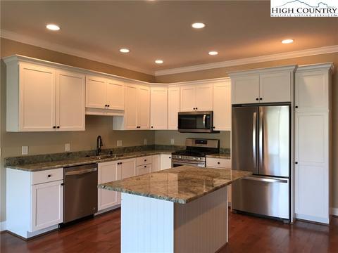 159 Oldfield Dr, Boone, NC 28607 photo 2