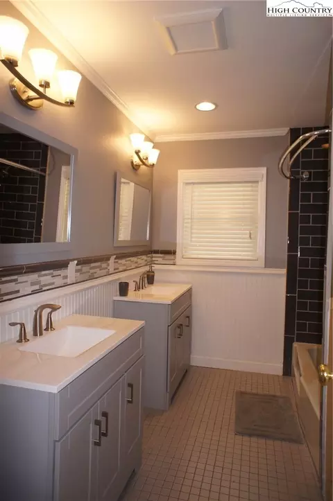 144 Spring St, Boone, NC 28607 photo 34