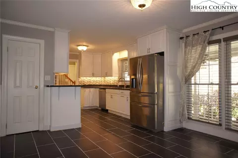 144 Spring St, Boone, NC 28607 photo 17