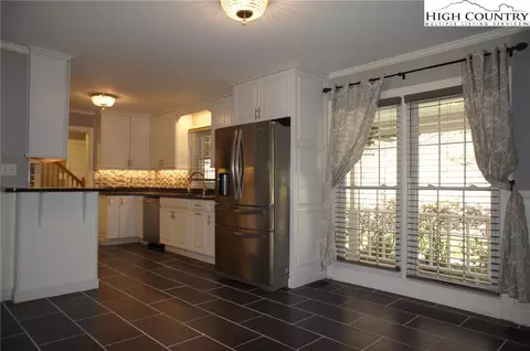 144 Spring St, Boone, NC 28607 photo 18