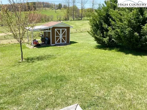 390 Tedder Rd, Sparta, NC 28675 photo 6