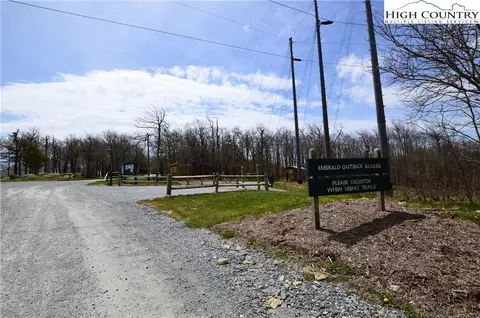 108 Oz Cir, Beech Mountain, NC 28604 photo 29