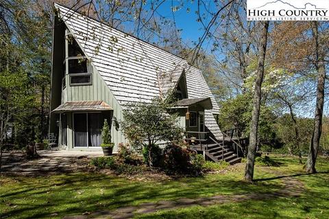 794 Ridge Rd, Roaring Gap, NC 28668 photo 1