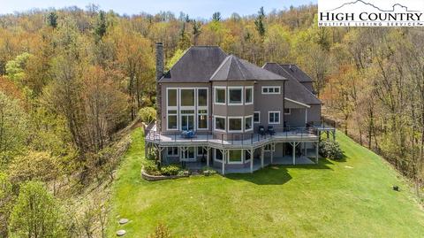 500 Forest Spring Ln, Boone, NC 28607 photo 4