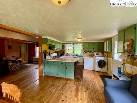 112 Canter Rd, Todd, NC 28684 photo 24