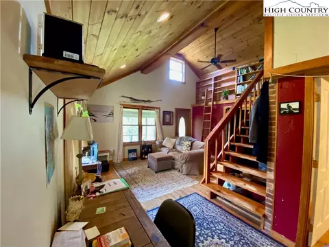 112 Canter Rd, Todd, NC 28684 photo 9