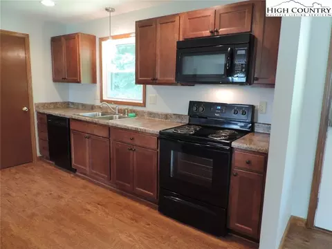 412 Bub Teems Rd, Boone, NC 28607 photo 10