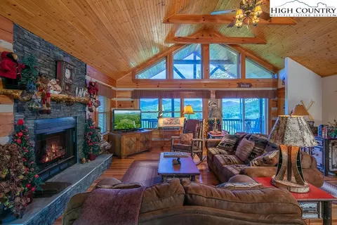 127 Ospreys View Rd, Boone, NC 28607 photo 4