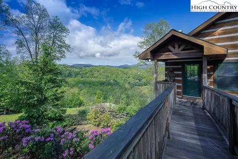 127 Ospreys View Rd, Boone, NC 28607 photo 3