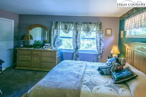 114 Pine Ridge Loop, Newland, NC 28657 photo 39