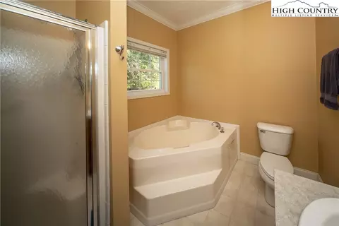 1981 Orchard Rd, Deep Gap, NC 28618 photo 13