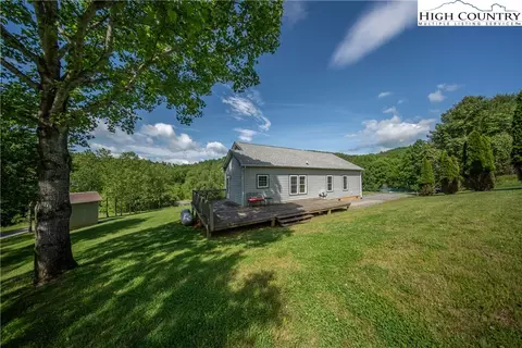1981 Orchard Rd, Deep Gap, NC 28618 photo 3